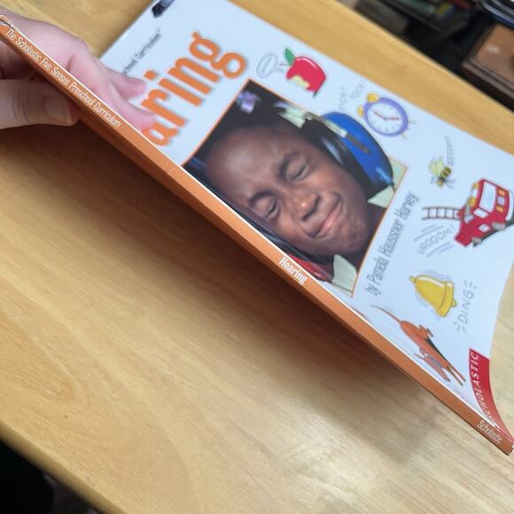 Scholastic Preschool Curriculum 5 Senses Hearing by Pamela Haussner Harvey 1999 - Picture 15 of 15